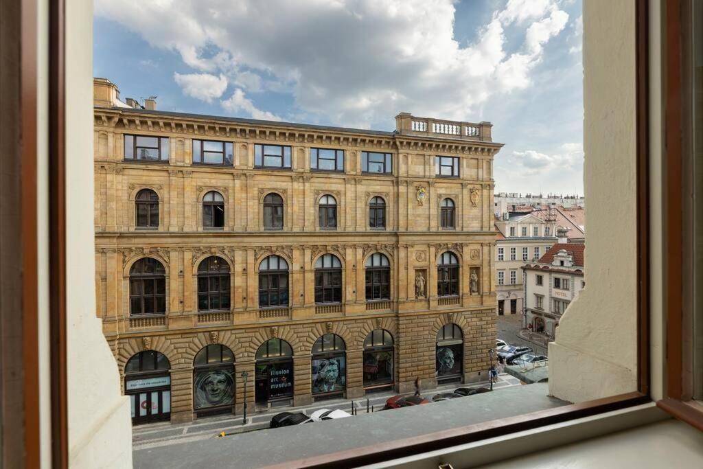 Charming 2Bedroom Old Town Apartment Prag Dış mekan fotoğraf